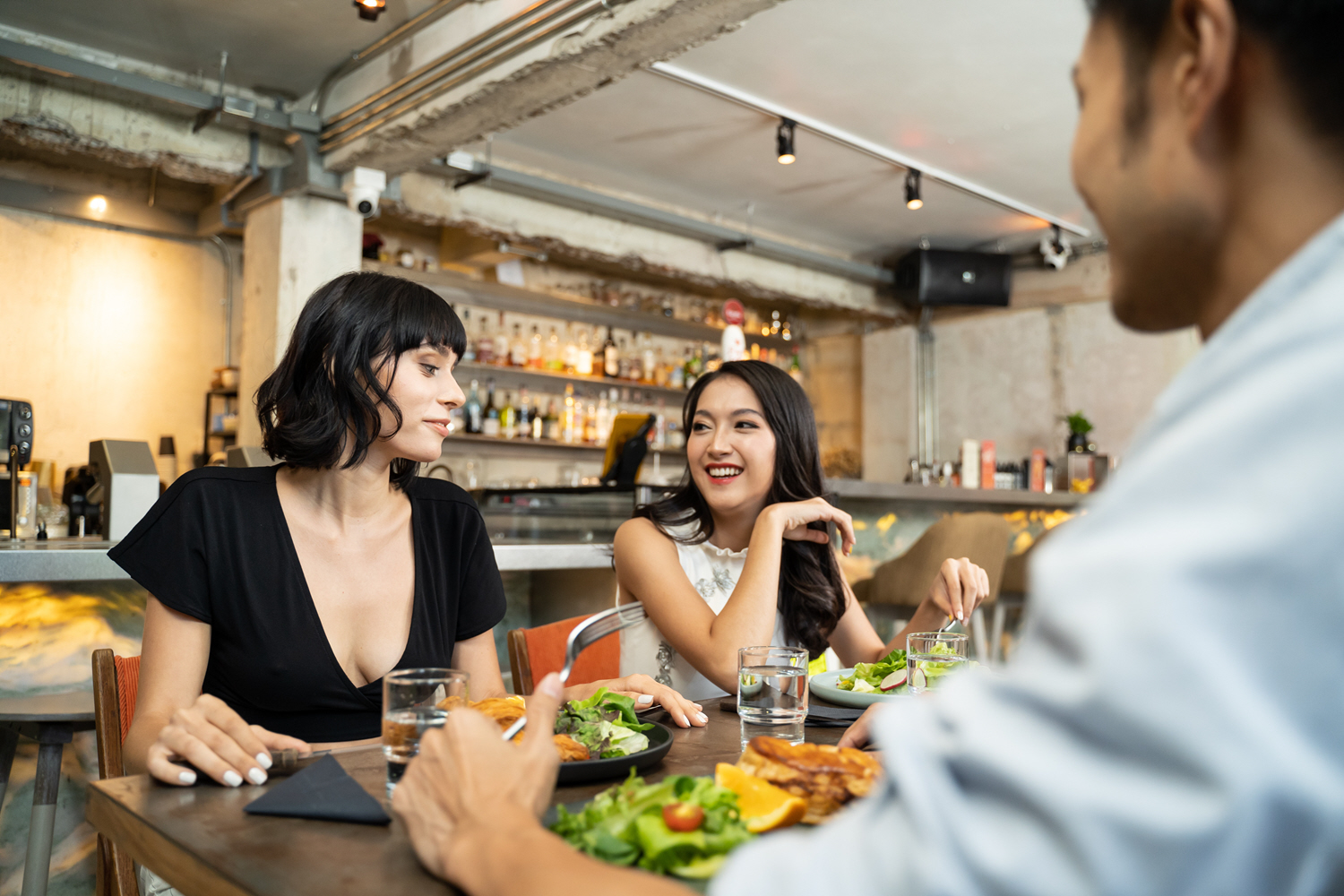 Happy Restaurant Diners Employee Retention Credit